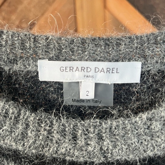 GERARD DAREL
Grey Zebra Print Sweater Size 2 - Picture 8 of 10